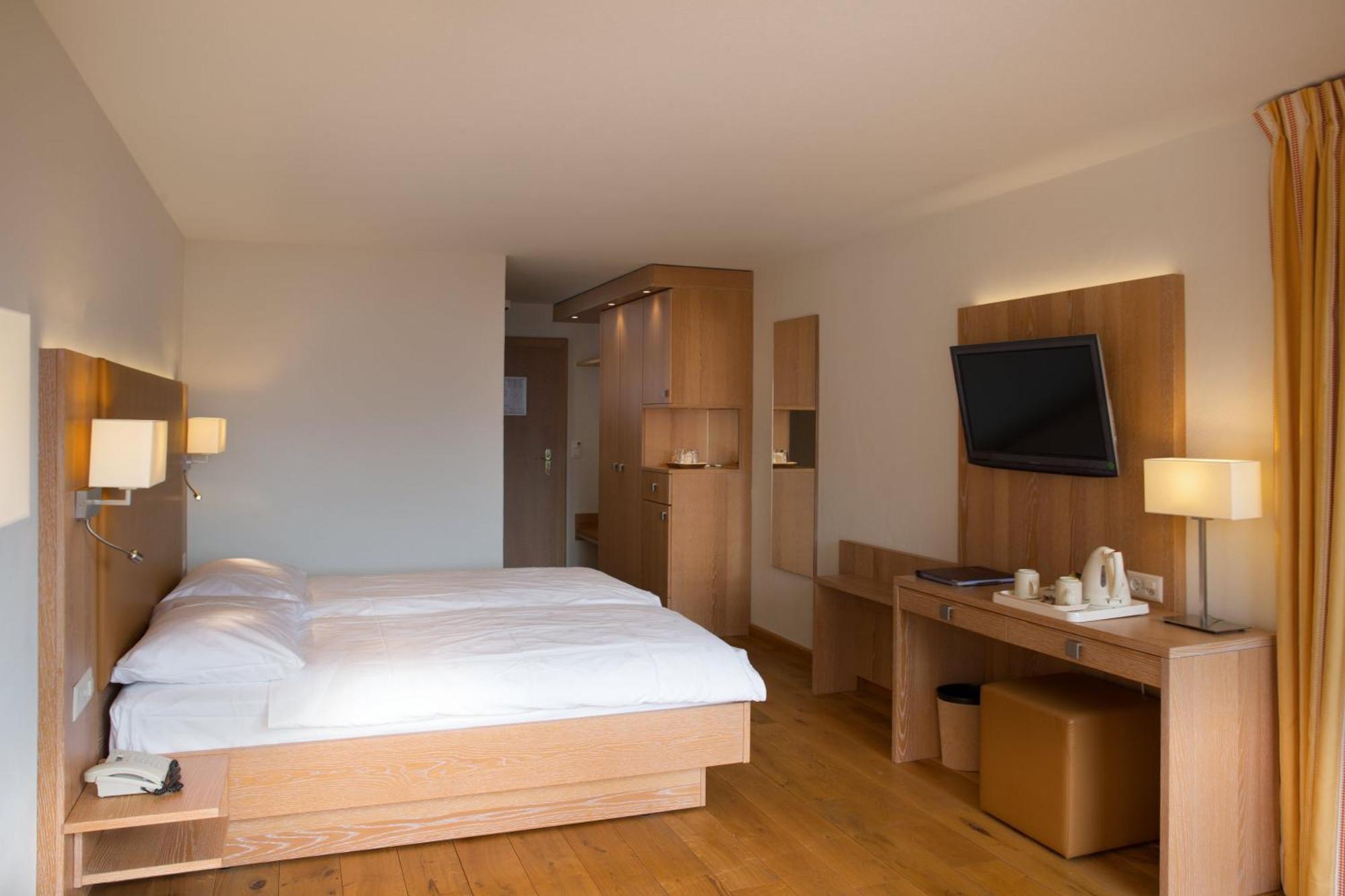 Hotel Helvetia Intergolf Crans-Montana Ngoại thất bức ảnh